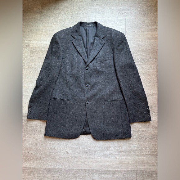 Hugo Boss Wool Cashmere Sports Coat Dark Gray Blazer Size 40R Classic Preppy